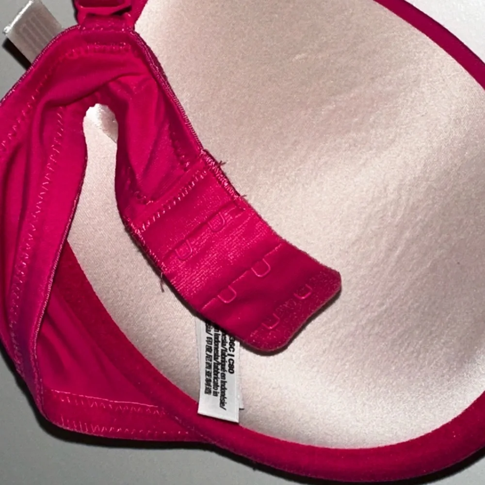 Hot Pink Push-Up Bra – Size 36C – Underwire – Adjustable Straps - Picture 10 of 10